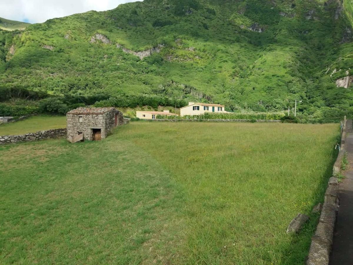 A casa do Tí Mendonça Vila Lajes das Flores Exterior foto